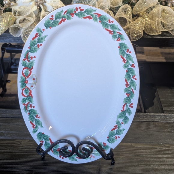 ROYAL MAJESTIC FINE CHINA NOEL 8401 MADE IN CHINA 14" OVAL SERVING PLATTER - Picture 3 of 6